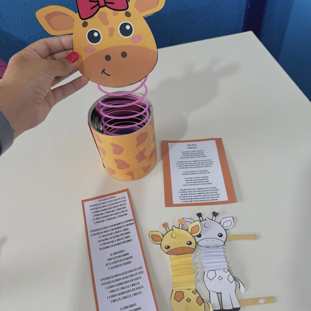 A GIRAFA
