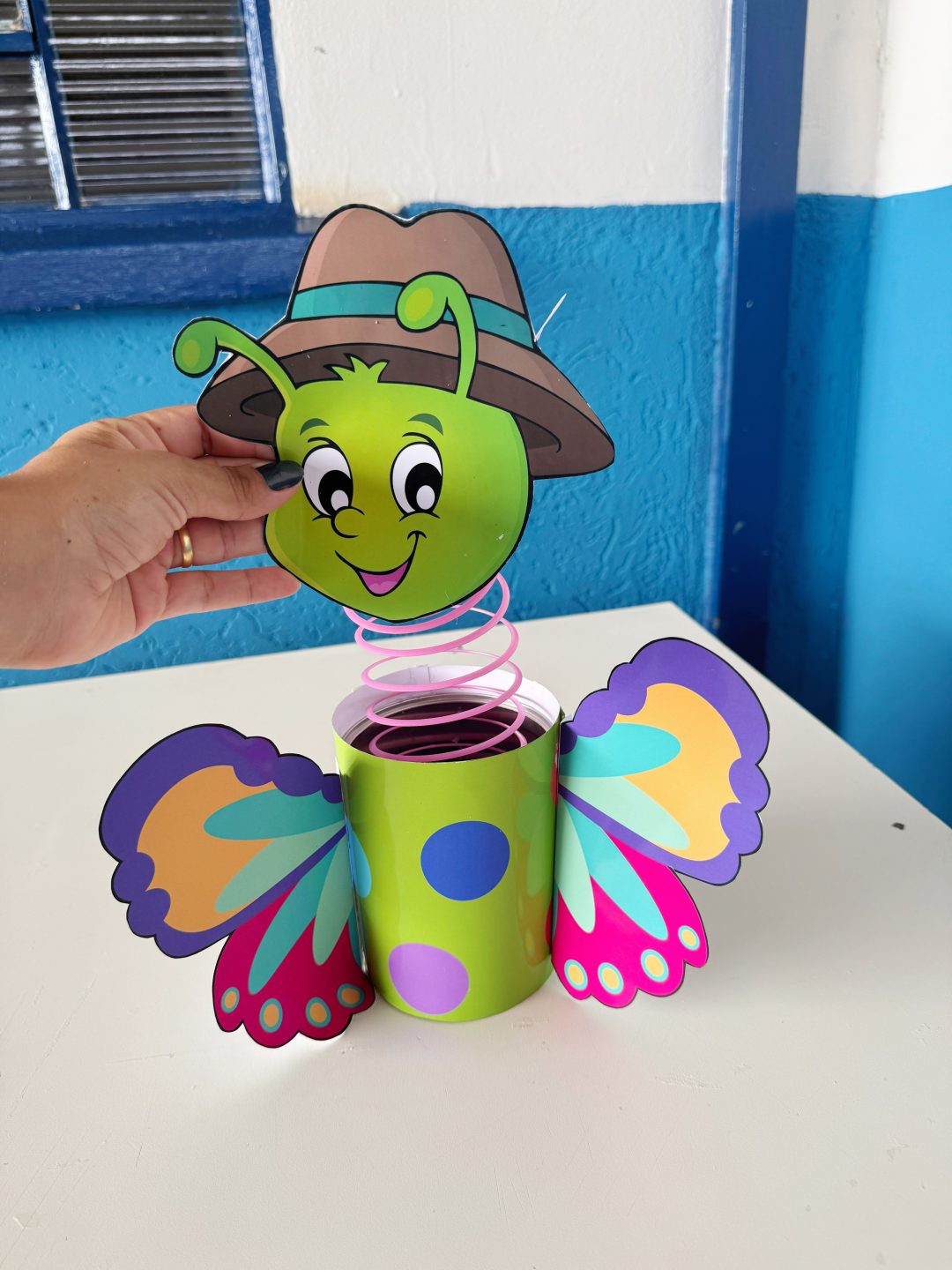 Borboleta na lata