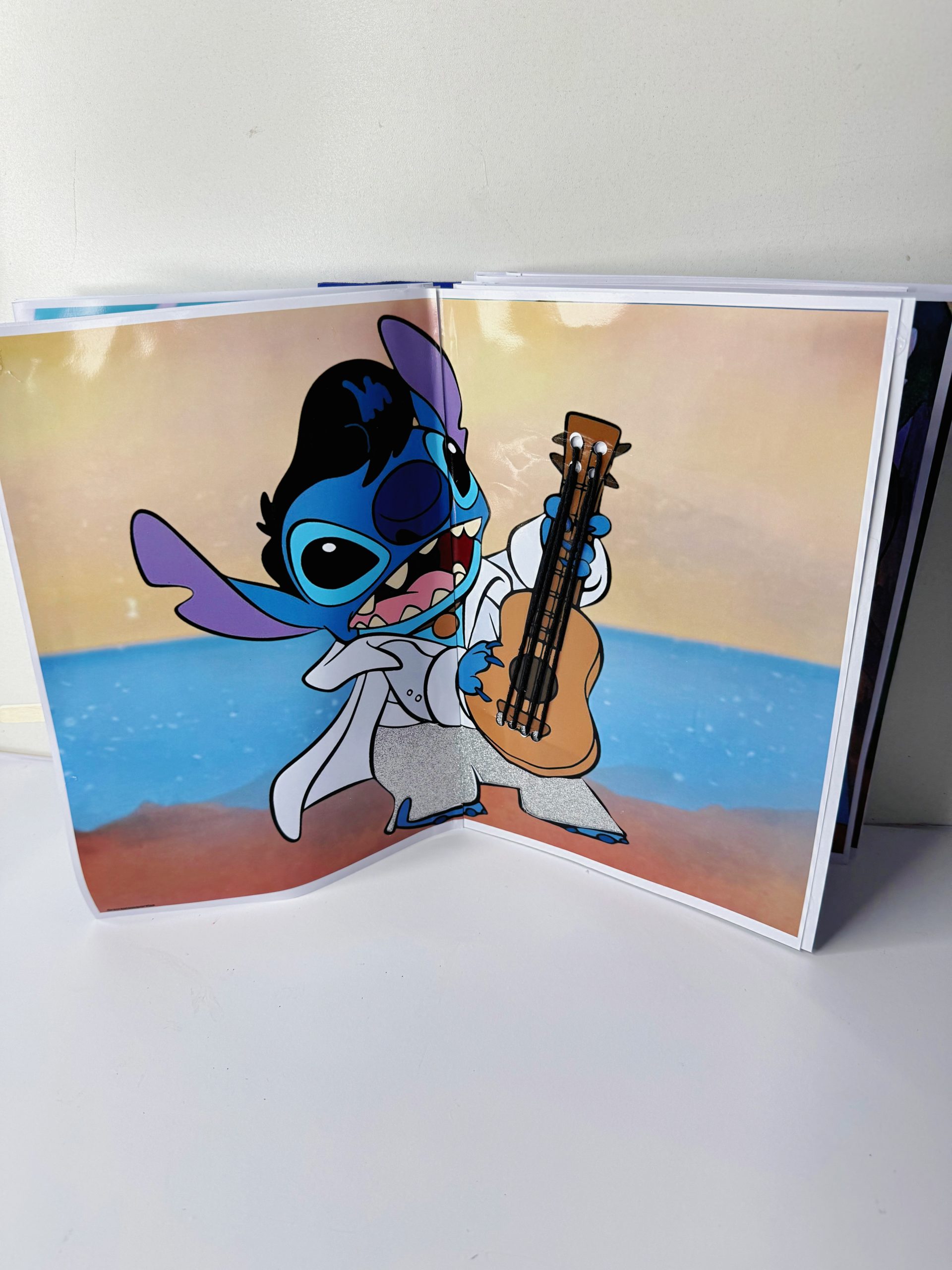 Livro Sensorial Stitch - Imagem 4