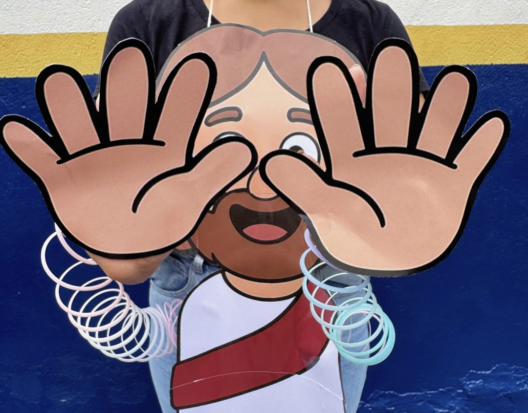 Tudo em mim adora ao Senhor - Imagem 3
