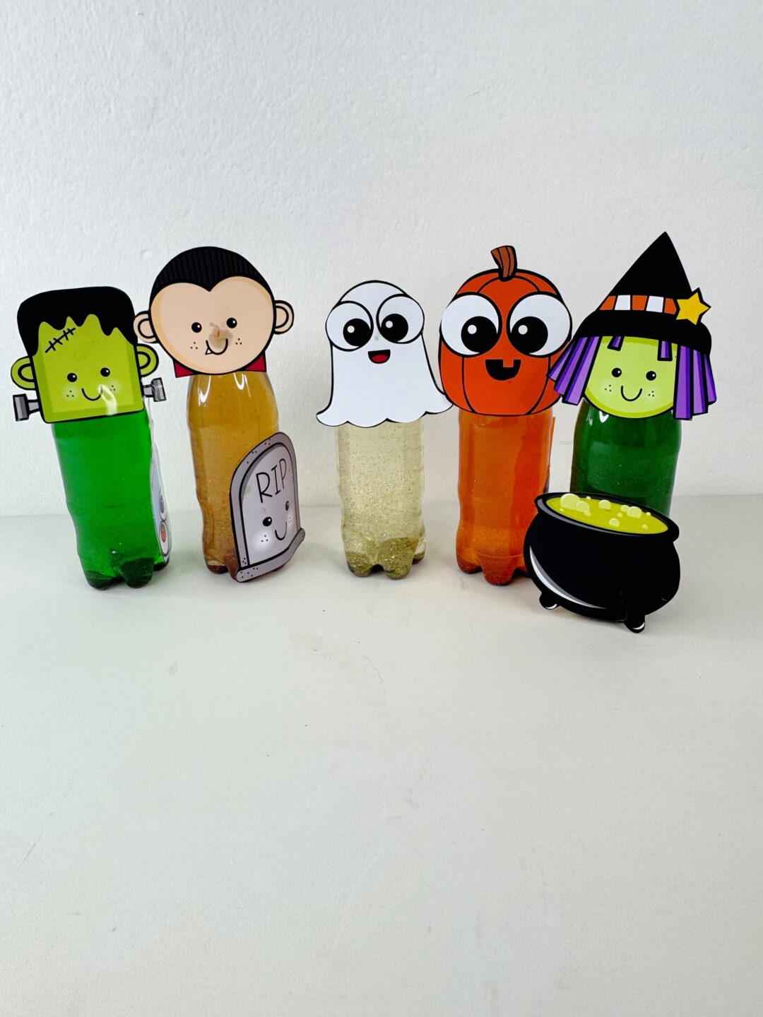 Garrafinhas sensoriais halloween